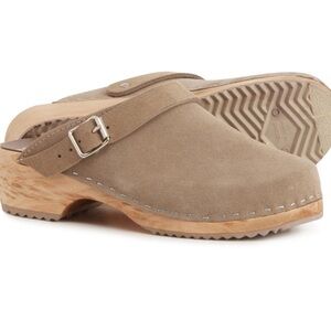 Tan MIA clogs size 39